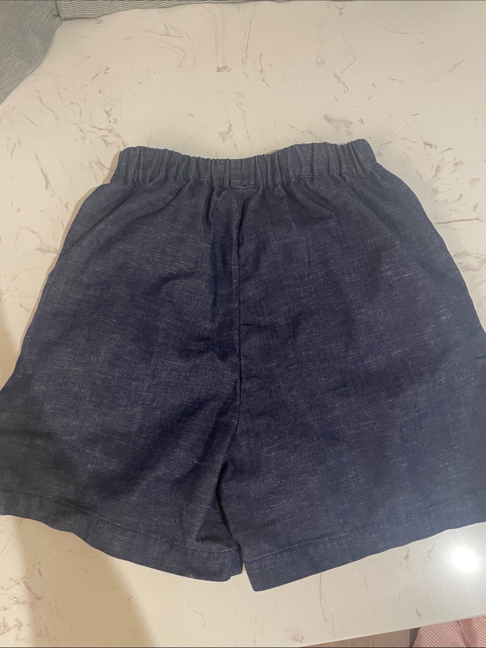 Women’s Elastic-Waist Navy Linen-Blend Shorts